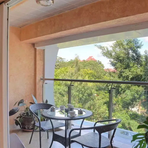 Superior One Bedroom Apartment